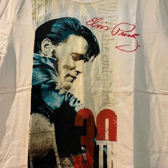 Official signature Elvis tee-medium like new - Picture 2 of 8